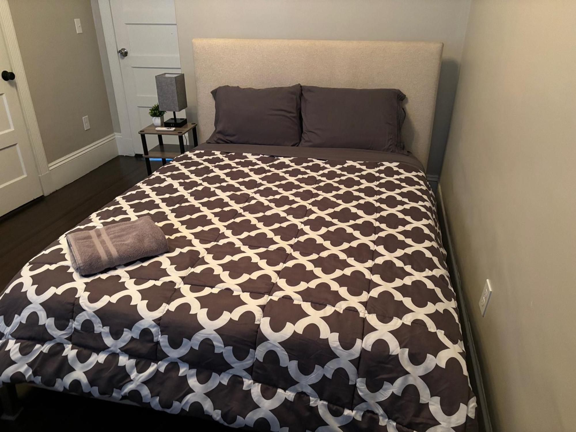 Homestay In Boston - Dorchester Fields Corner Area エクステリア 写真